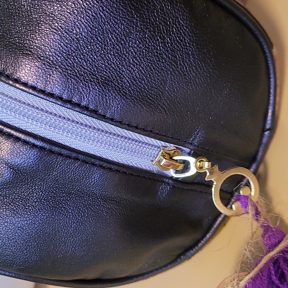 Handmade Mexican Multipurpose Pouch - Picture 7 of 9